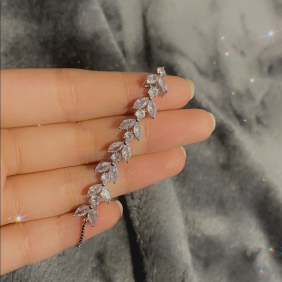 Fake diamond bracelet - Picture 4 of 7